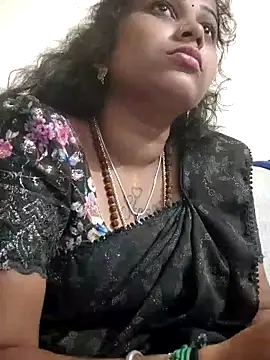 sweetqueen143 online show from 11-10-25, 04:23