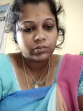 sweetqueen143 online show from 10-17-25, 05:33