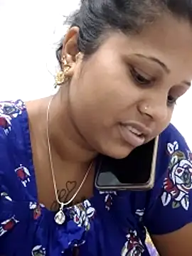 sweetqueen143 online show from 02-19-26, 04:37