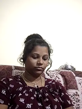 sweetqueen143 online show from 12-05-25, 03:54