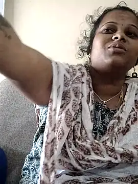 sweetqueen143 online show from 11-23-25, 05:50