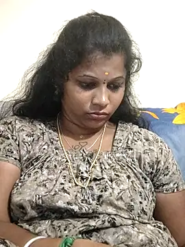 sweetqueen143 online show from 11-04-25, 04:11