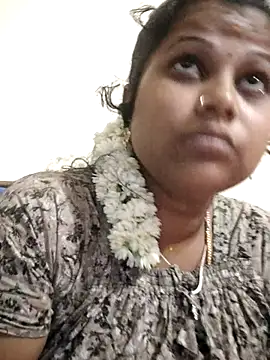 sweetqueen143 online show from 10-15-25, 05:10