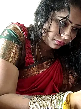 sweetqueen143 online show from 10-23-25, 04:00