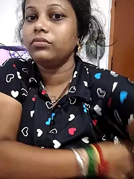 Snapshot of sweetqueen143 chatting on 05-26-26, 12:47 sweetqueen143 online show from 05-26-26, 12:47