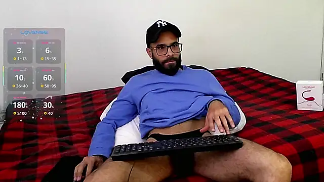 htrebor87 online show from 10-17-25, 08:21