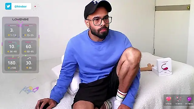 Snapshot of htrebor87 chatting on 02-16-26, 06:50 htrebor87 online show from 02-16-26, 06:50