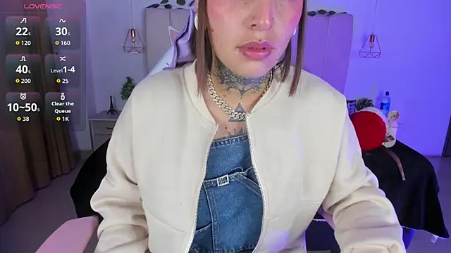 Gyal 8  online show from 12-02-25, 04:03