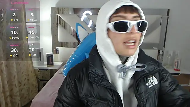 Gyal 8  online show from 11-15-25, 03:32