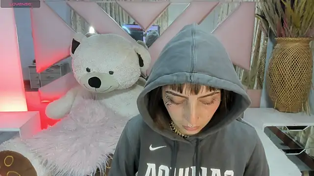 Gyal 8  online show from 09-27-25, 03:45