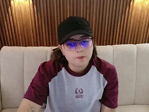 dirty feelena online show from 12-19-25, 07:38