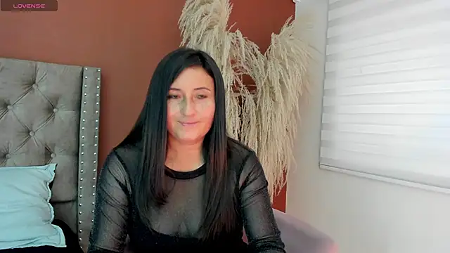 angela fiory online show from 10-31-25, 11:51