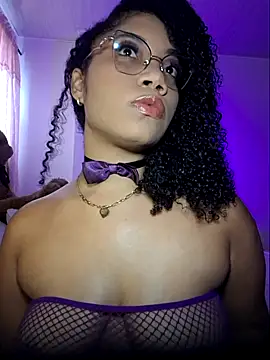 Snapshot of hottielatina chatting on 11-05-25, 08:12 hottielatina online show from 11-05-25, 08:12