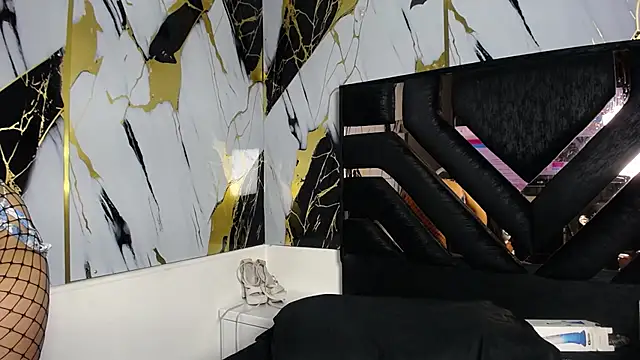 Snapshot of ladymooncs chatting on 02-10-26, 04:55 ladymooncs online show from 02-10-26, 04:55