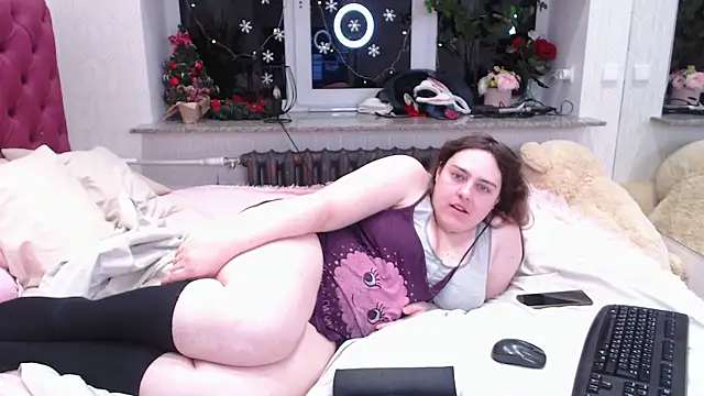 Hellen Miller   online show from 12-17-25, 01:38