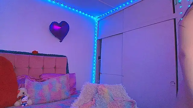 cat nasty online show from 05-19-26, 08:27