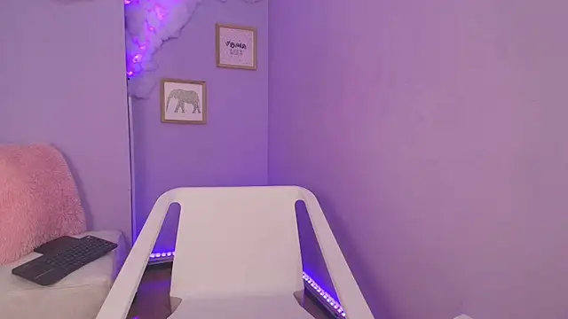 cat nasty online show from 10-01-25, 08:35