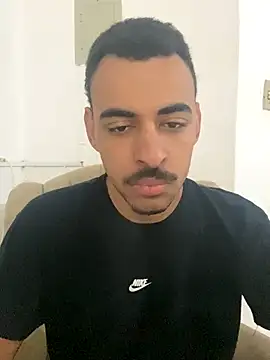 Snapshot of Eduardosexy00091 chatting on 09-30-25, 03:23 Eduardosexy00091 online show from 09-30-25, 03:23