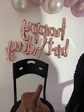 becca wilsson online show from 10-18-25, 09:11