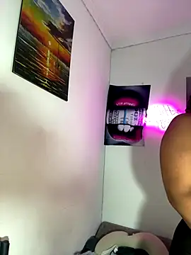 becca wilsson online show from 10-28-25, 09:08