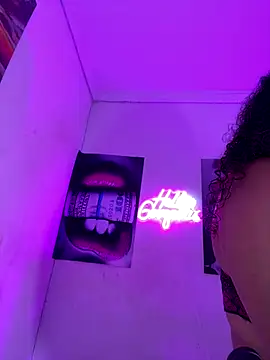 becca wilsson online show from 12-02-25, 09:22