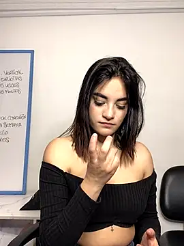 Maddy Rouse1 online show from 10-23-25, 09:13