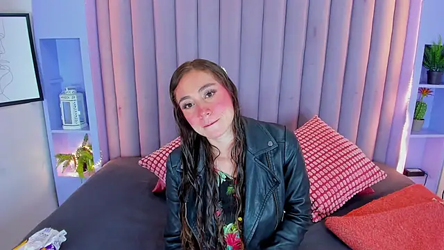 Snapshot of MyApril__ chatting on 11-17-25, 11:47 MyApril online show from 11-17-25, 11:47