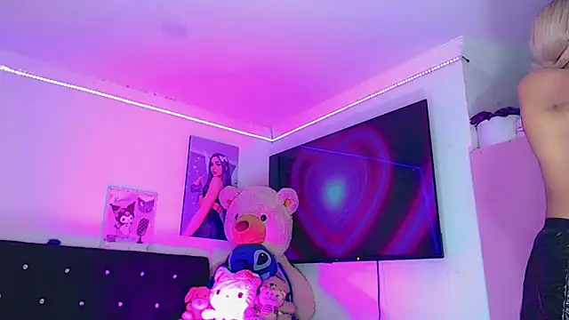 DaliaBacil25 online show from 04-14-26, 01:21