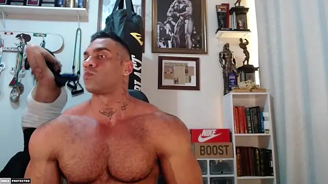 henryhadesflirt online show from 10-02-25, 08:34