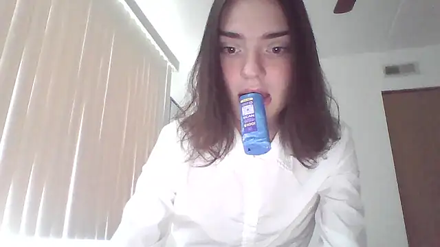 Luna Samosienko online show from 10-02-25, 07:28