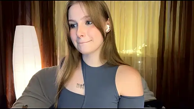 Snapshot of Sibriina_Liliya chatting on 04-19-26, 07:27 Sibriina Liliya online show from 04-19-26, 07:27