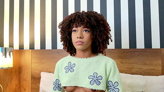 Stellaciel  online show from 10-22-25, 10:41