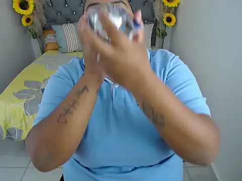 hotlesby valery online show from 04-01-26, 08:17