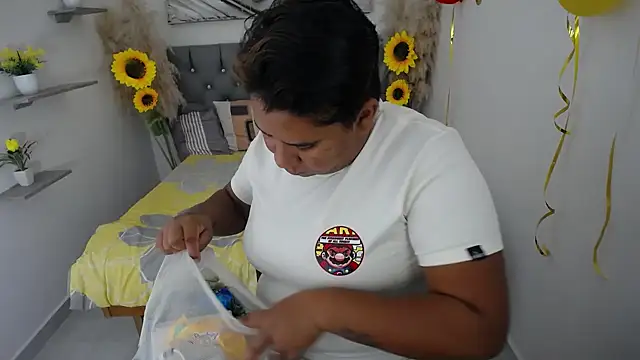 Snapshot of hotlesby_valery chatting on 10-03-25, 12:17 hotlesby valery online show from 10-03-25, 12:17