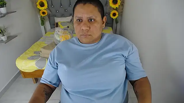 hotlesby valery online show from 11-28-25, 08:09