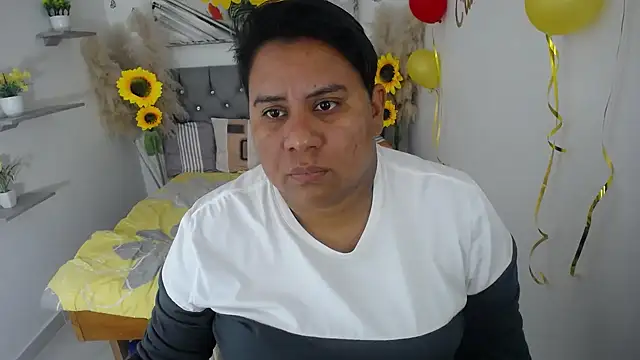 Snapshot of hotlesby_valery chatting on 09-26-25, 12:23 hotlesby valery online show from 09-26-25, 12:23