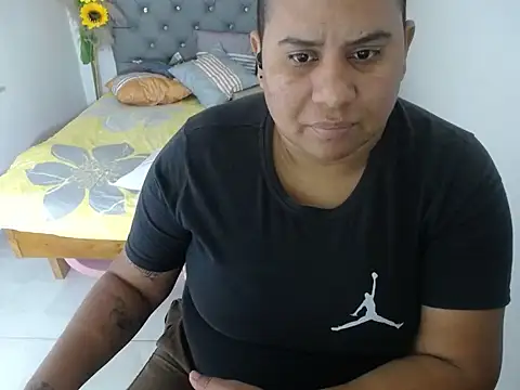 hotlesby valery online show from 02-12-26, 11:54