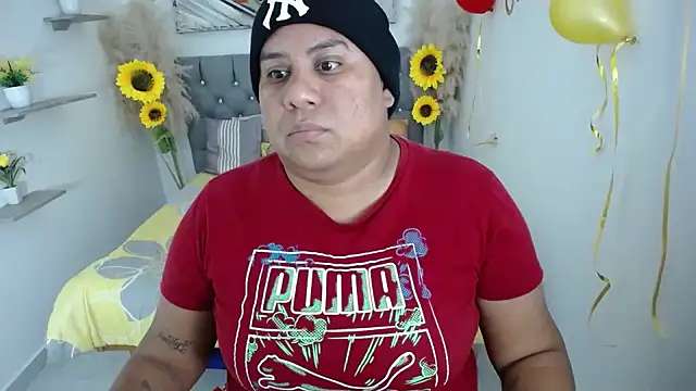 Snapshot of hotlesby_valery chatting on 10-15-25, 07:11 hotlesby valery online show from 10-15-25, 07:11