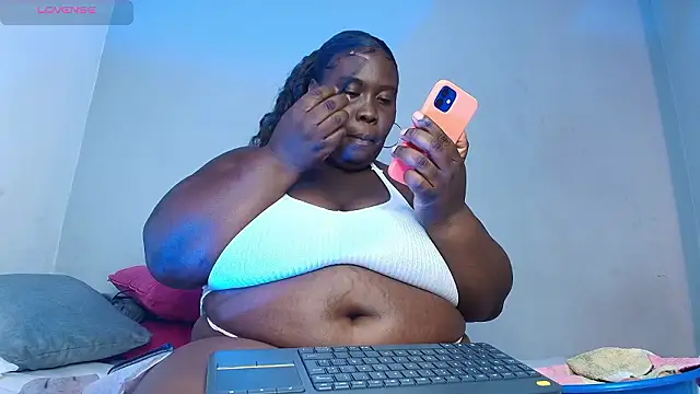 CarolinaGomez  online show from 01-16-26, 08:02