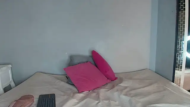 CarolinaGomez  online show from 03-27-26, 07:48