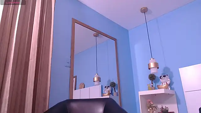 PenelopeBond online show from 09-30-25, 12:55