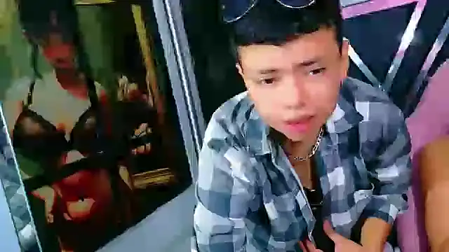 Snapshot of Twindesires chatting on 09-19-25, 05:17 Twindesires online show from 09-19-25, 05:17