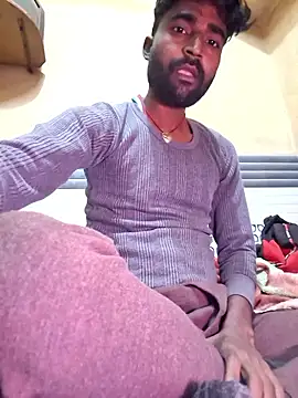 kkshan0923 online show from 01-09-26, 04:36