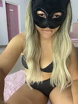 Valeriacris online show from 05-03-26, 01:00