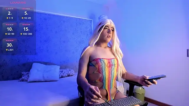 Ash Monroe online show from 10-07-25, 01:45