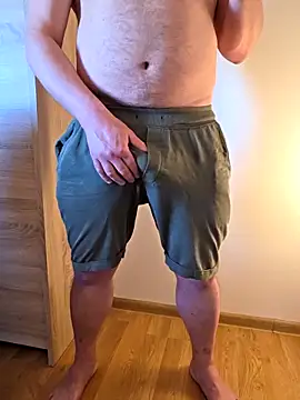 Pozbihet87spons online show from 04-21-26, 06:31