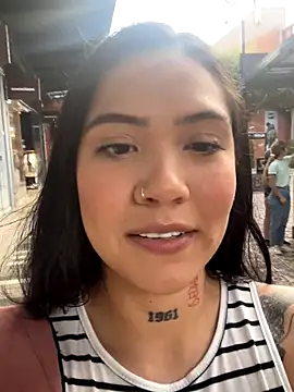 liahouses online show from 09-30-25, 09:54