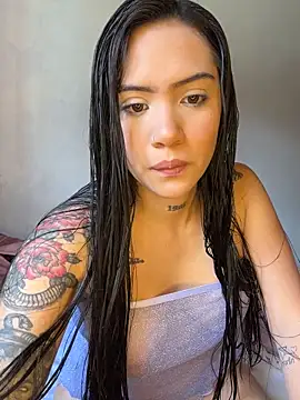 liahouses online show from 12-21-25, 05:14