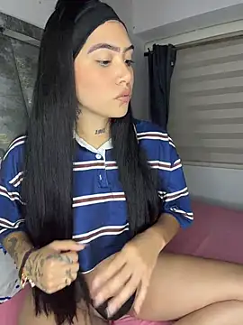 liahouses online show from 02-16-26, 11:57