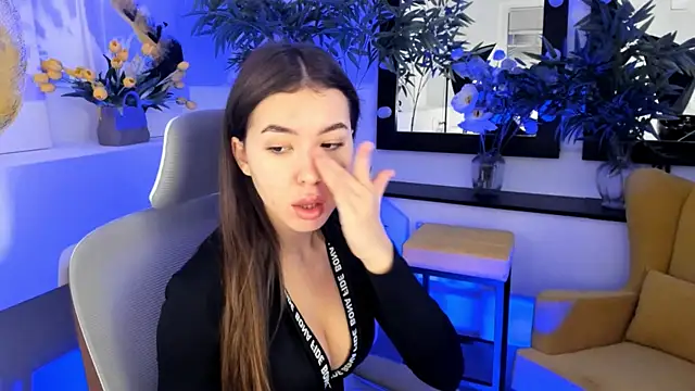 IndigoFae online show from 11-09-25, 04:27